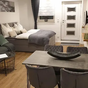 Apartment Airport, Cologne